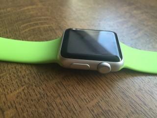 W Apple Watchu brakuje jednej rzeczy, którą miały wszystkie poprzednie produkty Apple&#8217;a