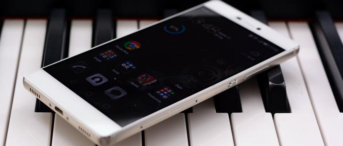 Smartfon prawie idealny. Huawei P8 &#8211; recenzja Spider&#8217;s Web