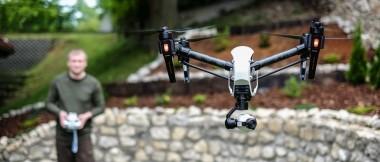 Zobacz, jak wyglądały pierwsze w Polsce warsztaty latania dronem – relacja Spider’s Web