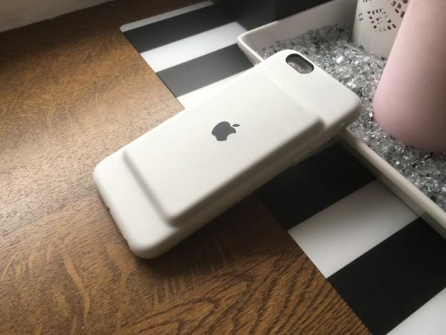 apple-smart-battery-case-2 