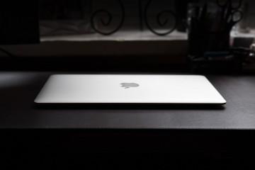 MacBook Air 2018 jest komputerem, którego w ofercie Apple'a brakuje