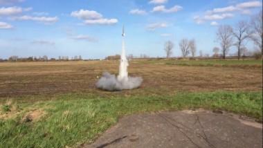 Polscy uczniowie budują rakietę, która sama wraca do bazy