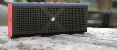 BlitzWolf F1 IPX4 to dobry głośnik Bluetooth za mniej niż 100 zł