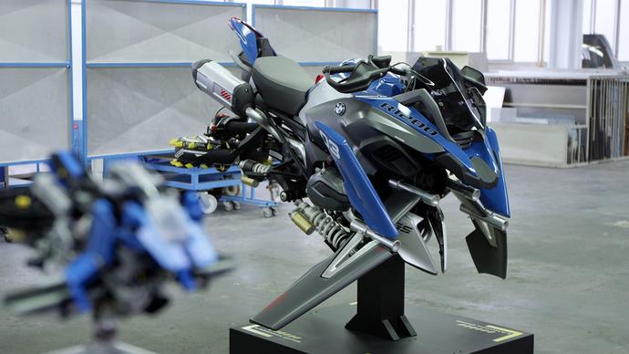 Motocykl BMW na podstawie zestawu Lego Technic