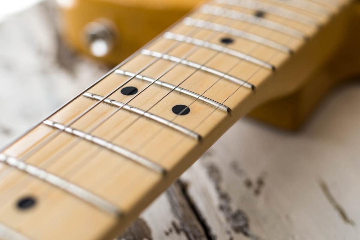 Jak nauczyć się grać na gitarze? Top 3 najlepszych źródeł dla geeka