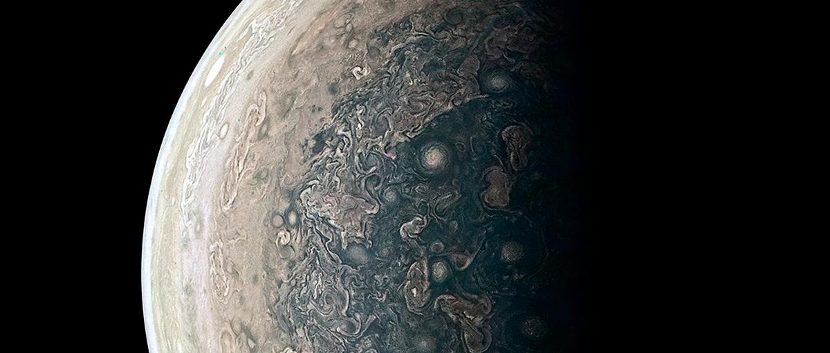 Sonda Juno pomaga zrozumieć Jowisza. Czego się dowiedzieliśmy?