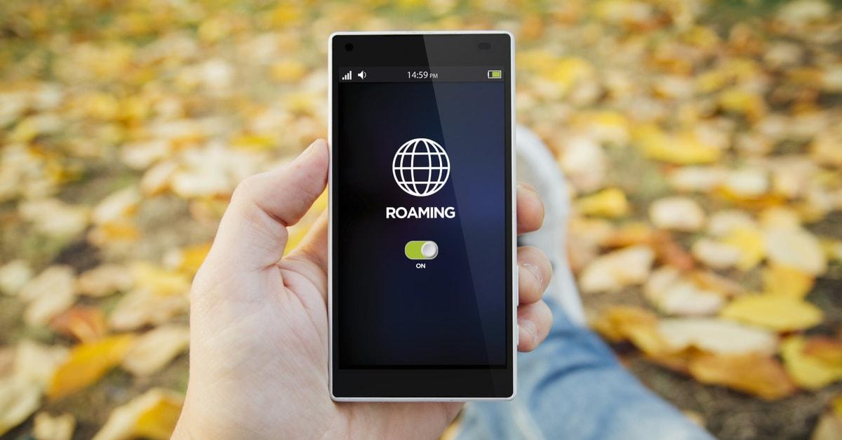 Plotki o śmierci krajowego roamingu w Play są mocno przesadzone. Operator mówi, jak jest