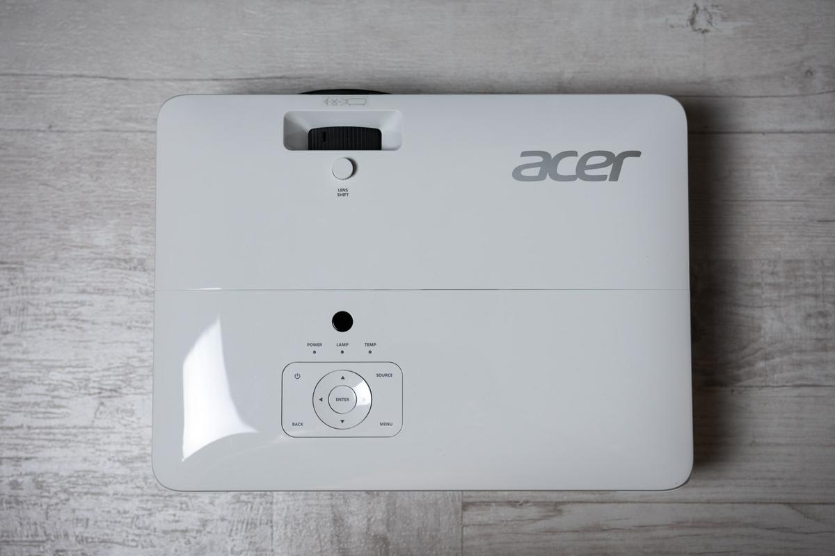 Projektor 4K Acer V7850 - recenzja 