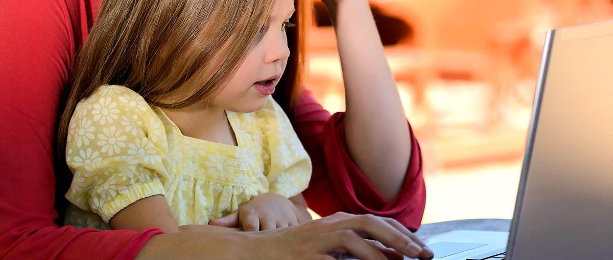 Dzień Bezpiecznego Internetu, czyli instrukcja obsługi internetu (nie tylko) dla dzieci
