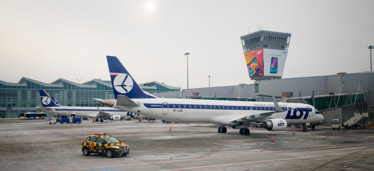 Lotnisko w Radomiu zdaniem specjalistów lepiej zburzyć niż zmieniać