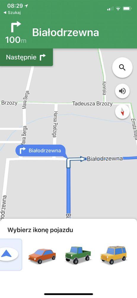 Nowość w Google Maps na Androidzie: niebieską strzałkę w nawigacji zastąpiły małe samochodziki class="wp-image-736273" 