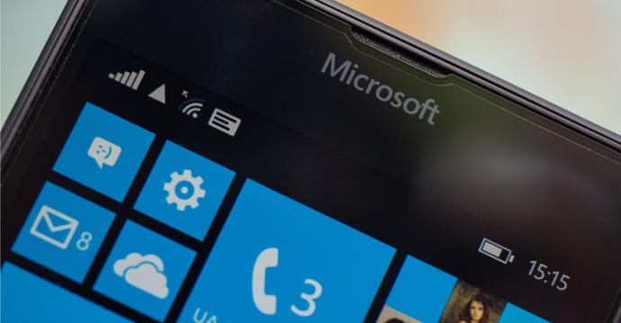 Microsoft nie planuje telefonu Surface, "nie czuje takiej potrzeby"