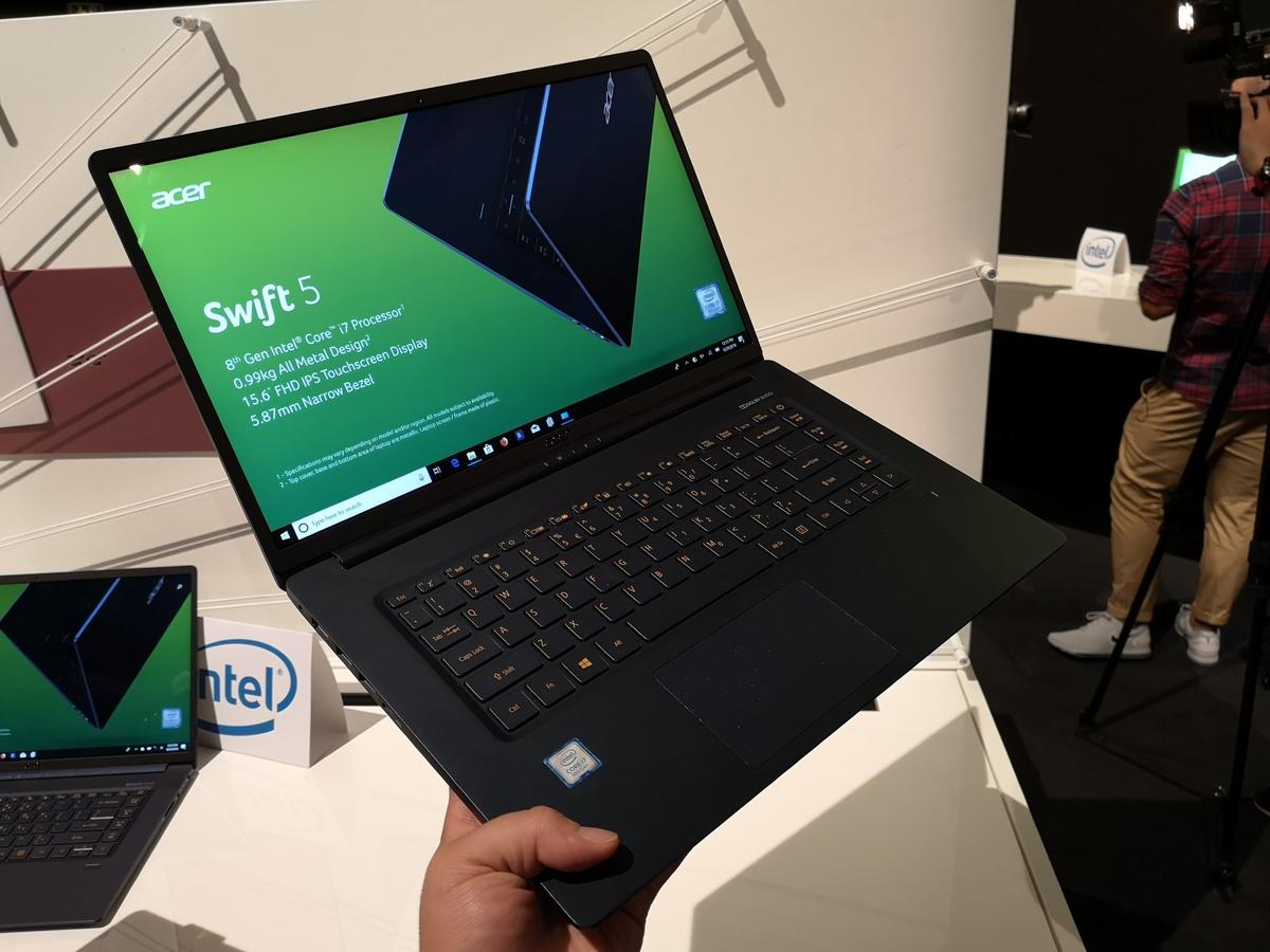 Acer pokazał 15,6-calowego laptopa, który waży mniej niż 1 kg