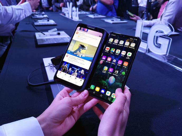 Nabywcy Samsunga Galaxy Fold i Huaweia Mate X będą beta-testerami