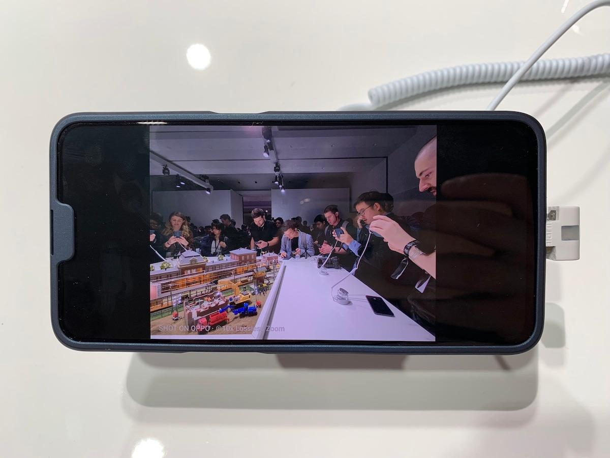 oppo mwc 2019 aparat zoom 10 class="wp-image-892912" 