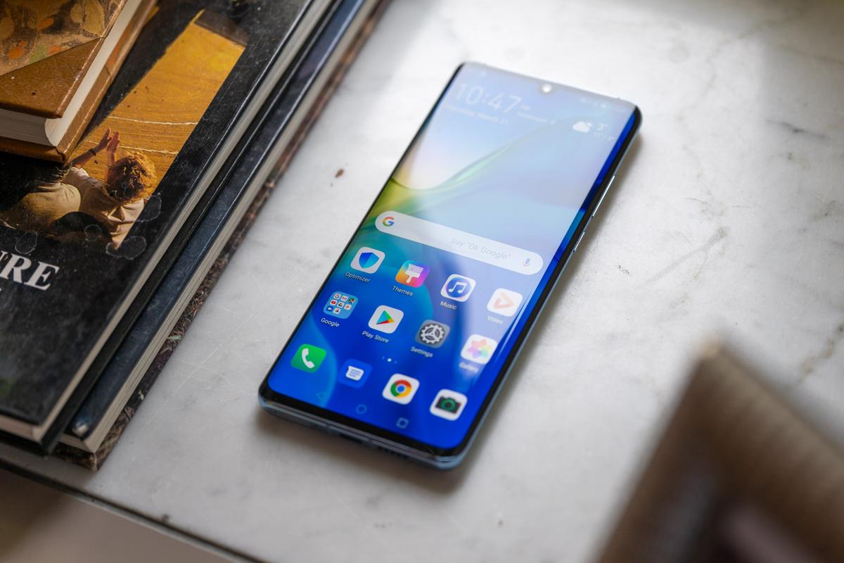 Huawei oficjalnie: telefony sprzedane klientom będą aktualizowane