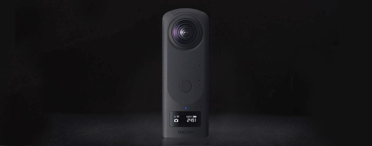 Ricoh Theta Z1 to pierwsza dobra kamera 360. Niestety jest już za późno