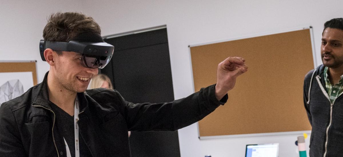 Sprawdzamy Hololens 2 - gogle mieszanej rzeczywistości od Microsoftu