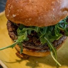 Impossible Burger 2.0 - sprawdziłem, jak smakuje sztuczne mięso