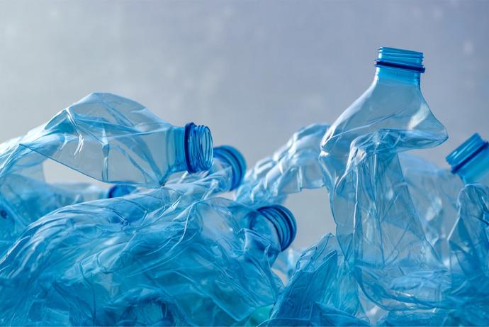 Kaucja za plastikowe butelki już pewna. Pojawi się w ciągu kilku miesięcy