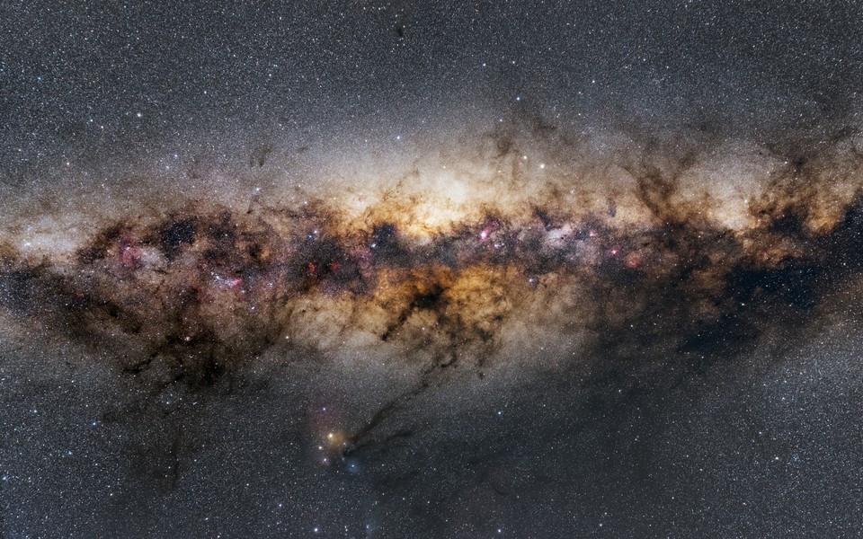 Fot. Peter Feltoti, &quot;Milky Way Centre&quot; class="wp-image-958700" 