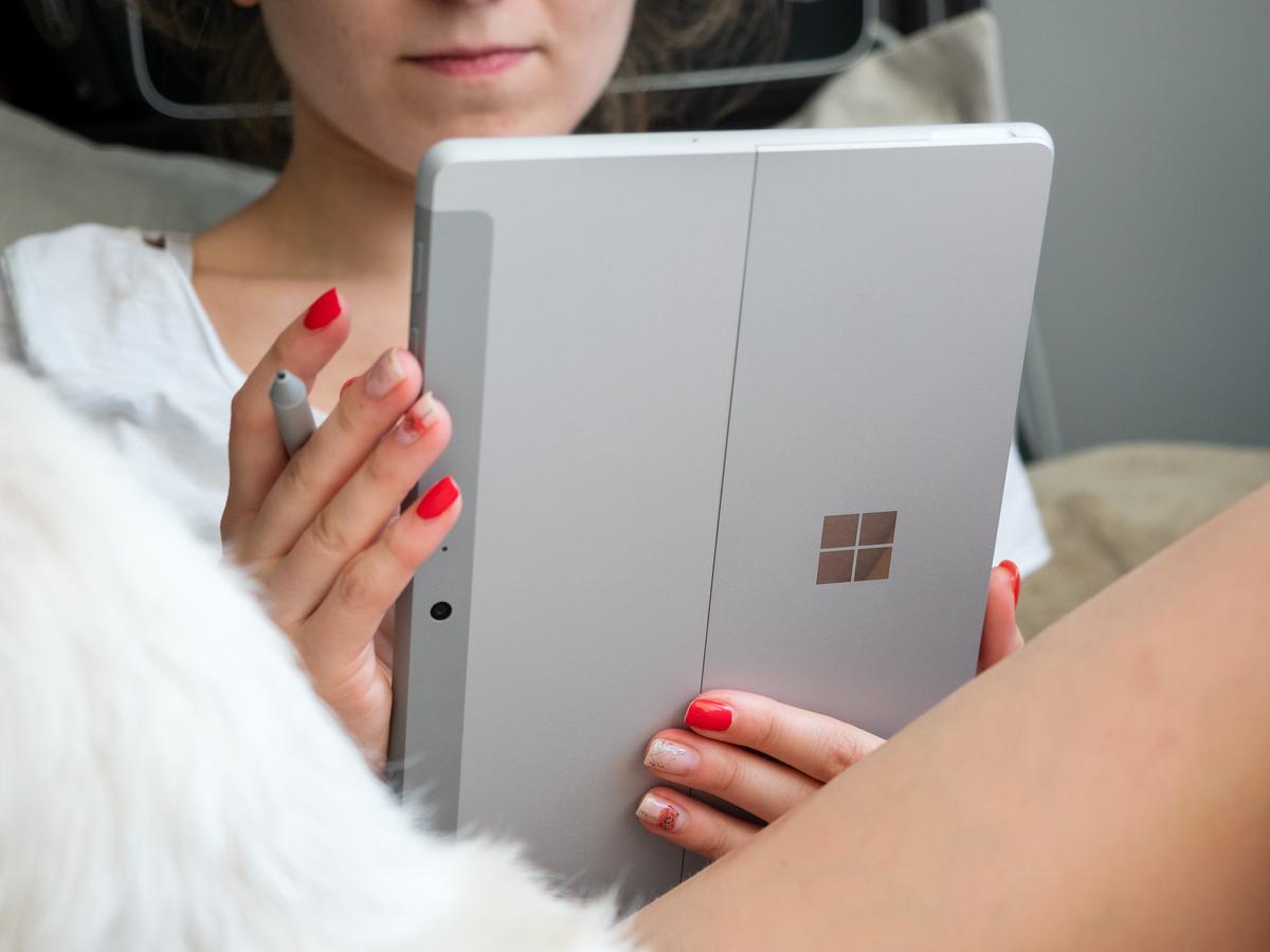 Surface Go LTE opinie class="wp-image-962162" 