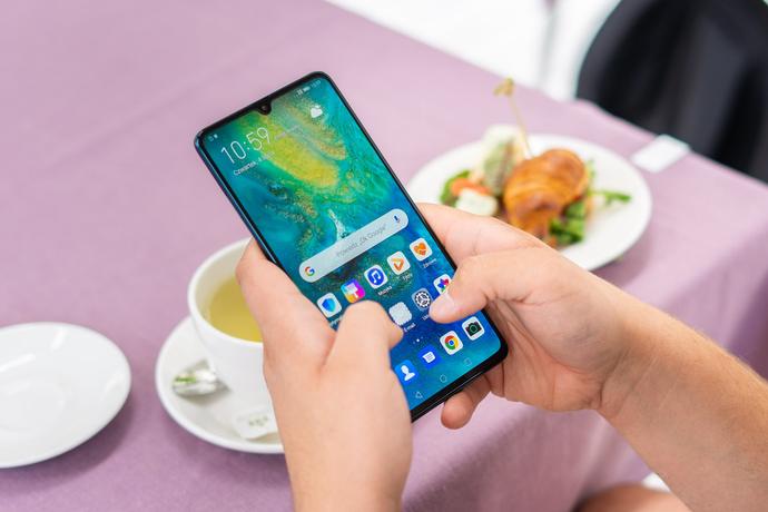 Hongmeng nie zastąpi Androida. Huawei zmienia plan działania