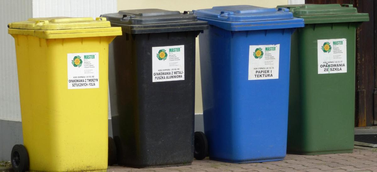 Aż 1/3 Polaków nie segreguje śmieci. Wielu uważa, że nie ma to sensu