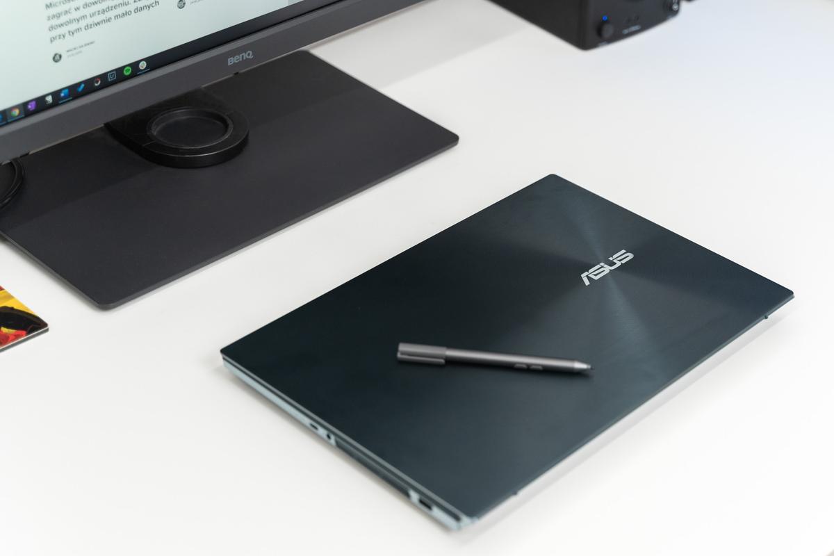 Asus ZenBook ProDuo opinie class="wp-image-1027048" 