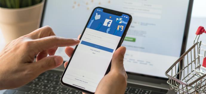Facebook Pay pozwoli wysłać pieniądze przez Messengera niczym GIF-y