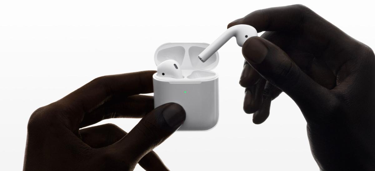 AirPods to nowy iPhone. Apple ma w garści 71 proc. przychodów z rynku słuchawek bezprzewodowych