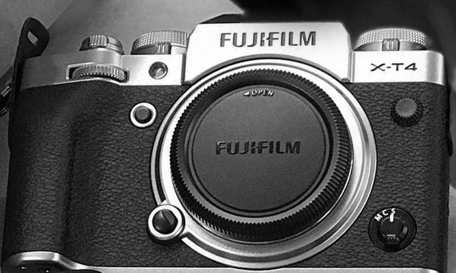 Fujifilm X-T4 class="wp-image-1089078" 