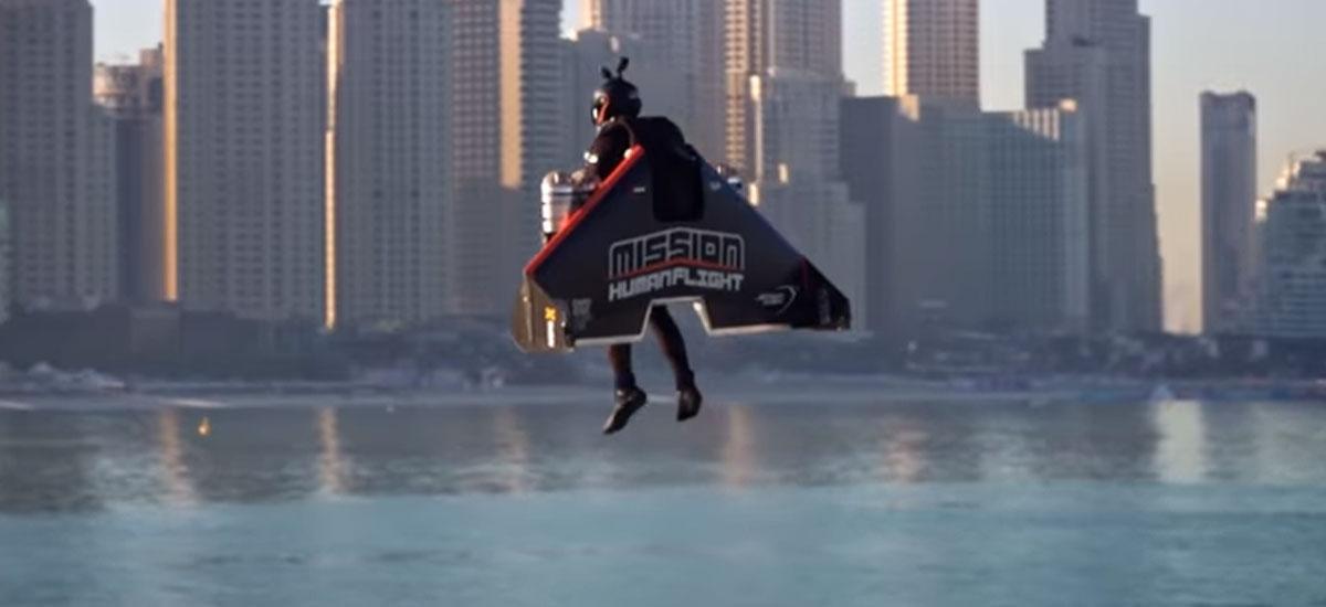 Wideo dnia: podniebne akrobacje z plecakiem odrzutowym nad Dubajem
