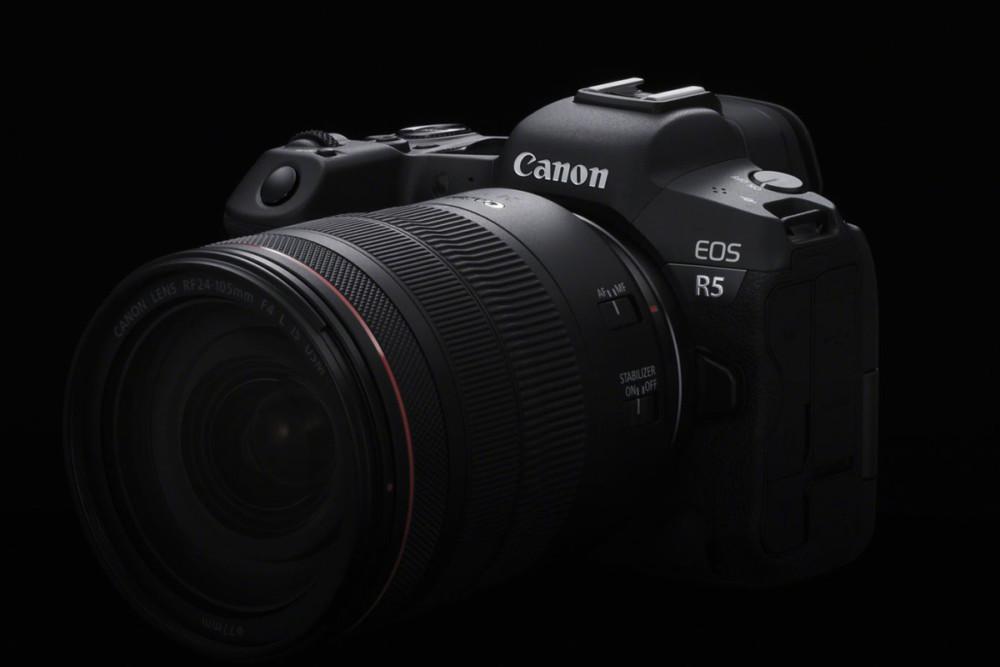 Canon EOS R5 class="wp-image-1105118" 