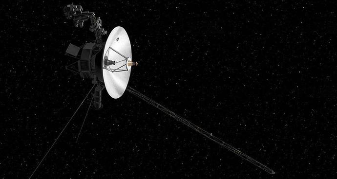 Voyager 2 traci kontakt z Ziemią. Na niemal rok