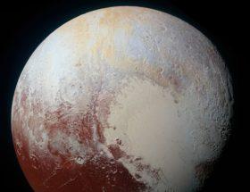 Następne takie obserwacje Plutona dopiero za 161 lat. Na jego powierzchni coś się dzieje