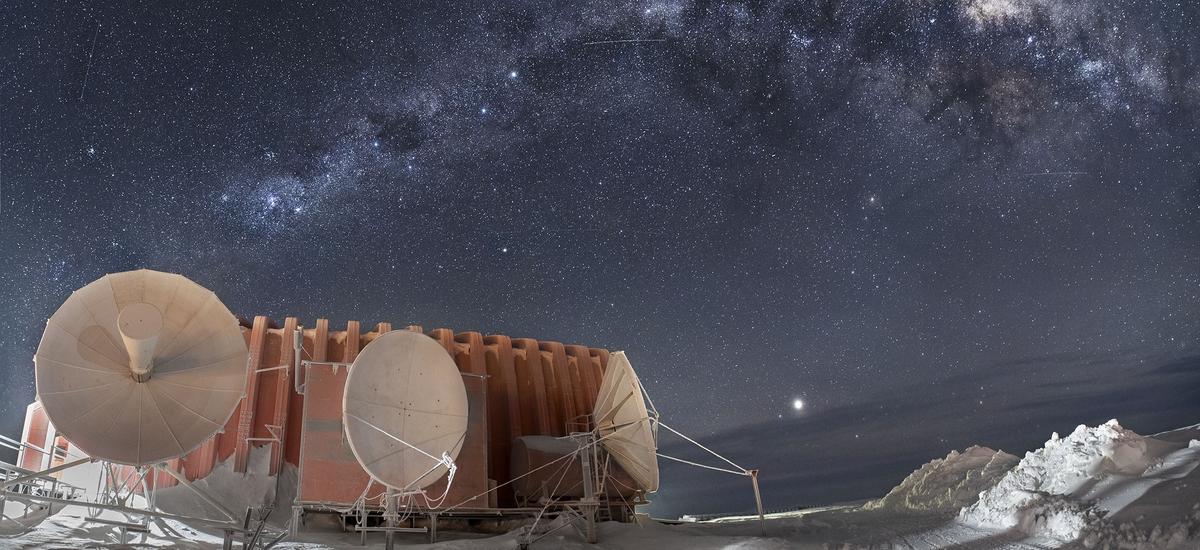 Najlepsze miejsce na Ziemi do prowadzenia obserwacji astronomicznych? Antarktyda