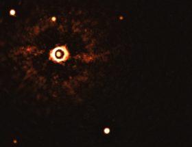 Pierwsze zdjęcie układu wielu planet krążących wokół gwiazdy podobnej do Słońca