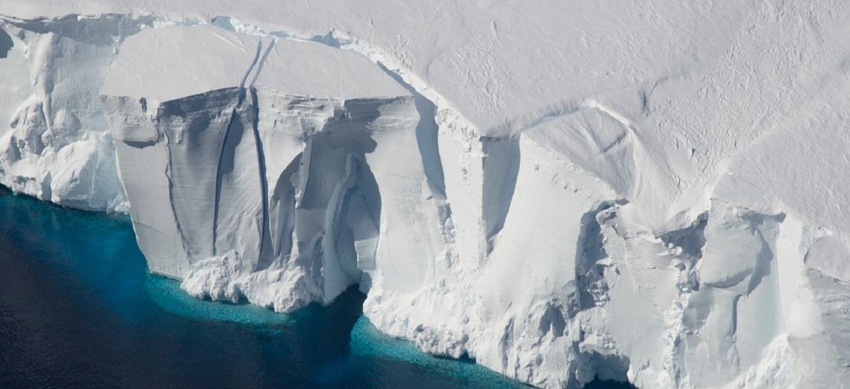 Antarktyda i Grenlandia topnieją. Wzrost poziomu morza zmusi dziesiątki milionów ludzi do migracji