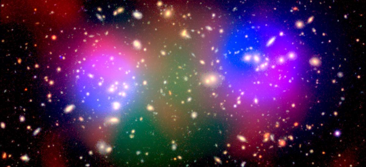 Gromada galaktyk jak piec. Setki milionów stopni Celsjusza
