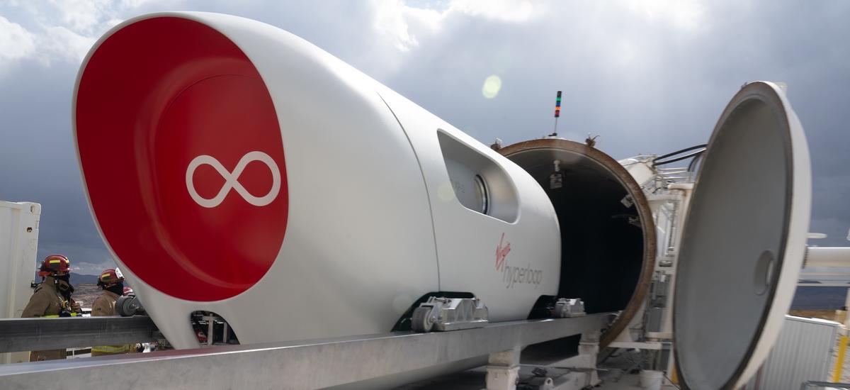 Pierwszy hyperloop z pasażerami wyruszył w podróż. Pegasus przejechał 500 metrów