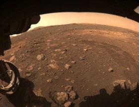 Łazik Perseverance ruszył w drogę. Natychmiast stał się najszybszym łazikiem w historii Marsa