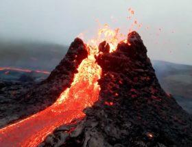 Oto najlepsze filmy i zdjęcia z wybuchu wulkanu Fagradalsfjall