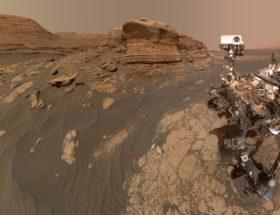 Łazik Curiosity nie daje o sobie zapomnieć. Właśnie przesłał 318-megapikselowe selfie z Marsa