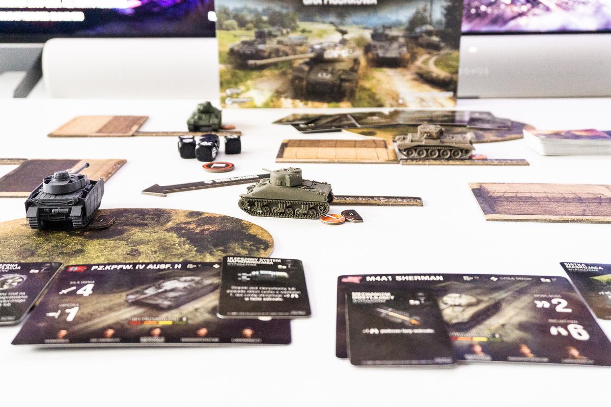 Recenzja World of Tanks: Gra Figurkowa - czołgi z PC w salonie