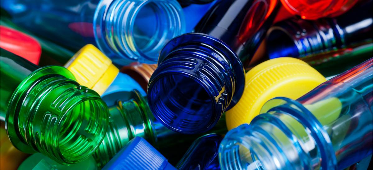 Krótka piłka: plastik jest szkodliwy, więc został uznany za toksyczny materiał