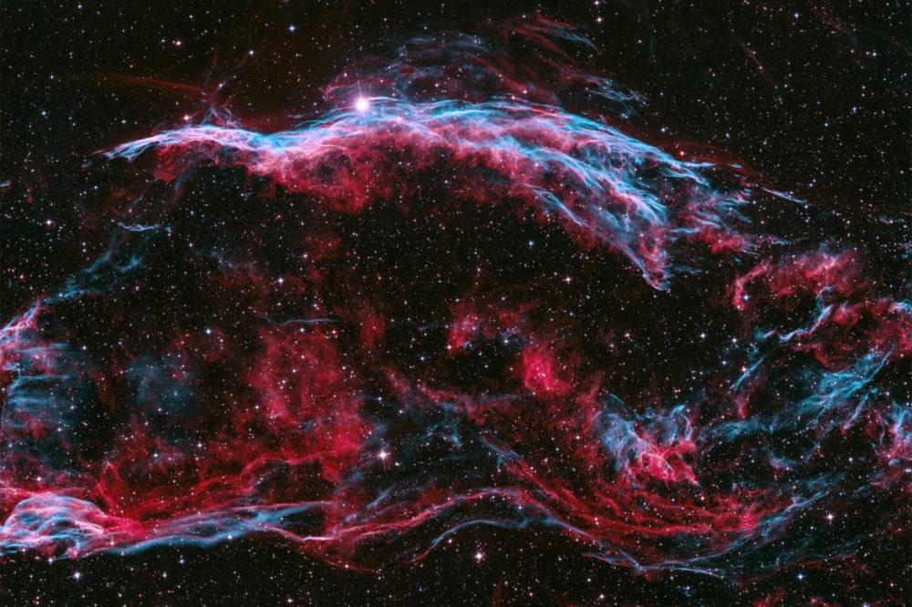 Fot. Péter Feltóti, „Bicolour Veil Nebula&quot;. class="wp-image-1791487" 