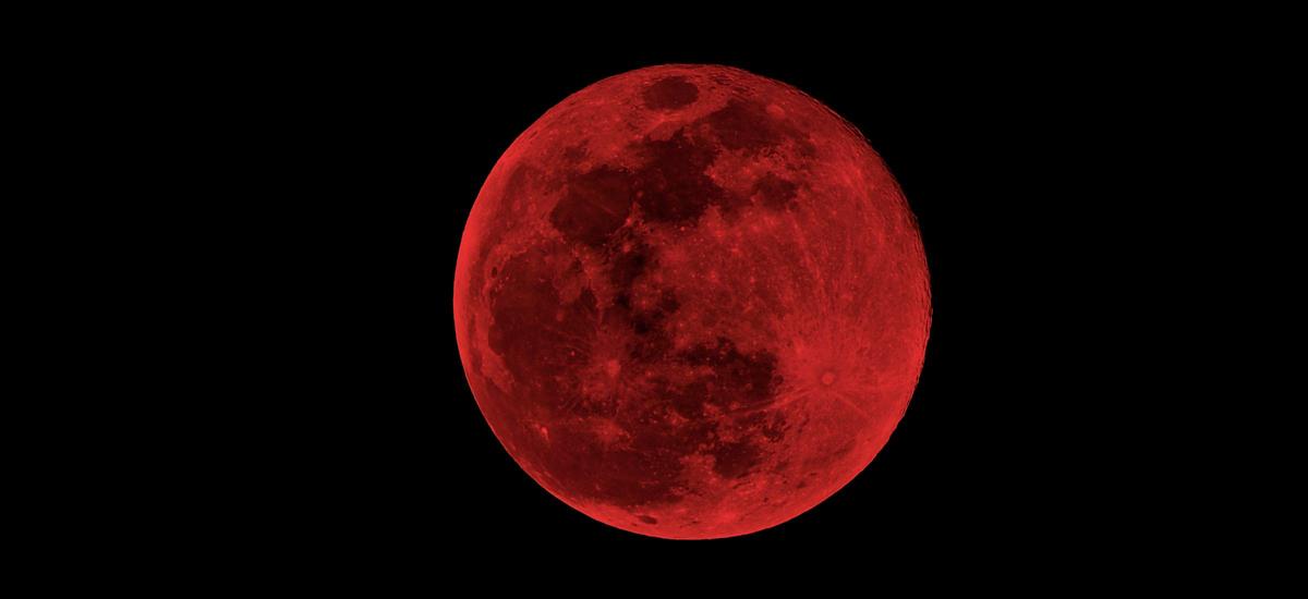 Pełnia Księżyca - październik 2022. To Pełnia Myśliwych lub Krwawy Księżyc