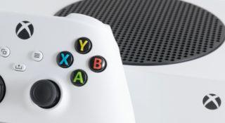 Microsoft w końcu naprawia problem ze słuchawkami do Xbox