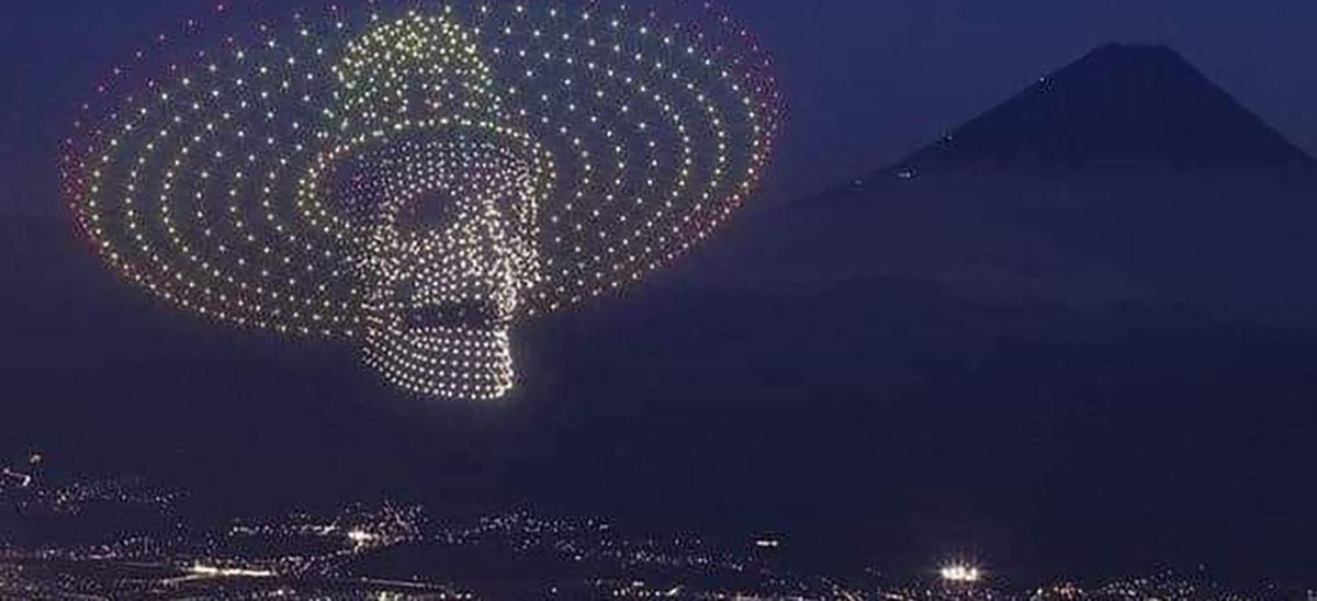 Meksyk. Zdjęcie czaszki z dronów to podniebna fotoszopka